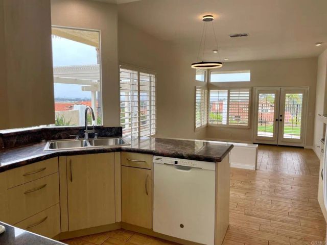 4451 Coastline Drive, Carlsbad, CA 92008