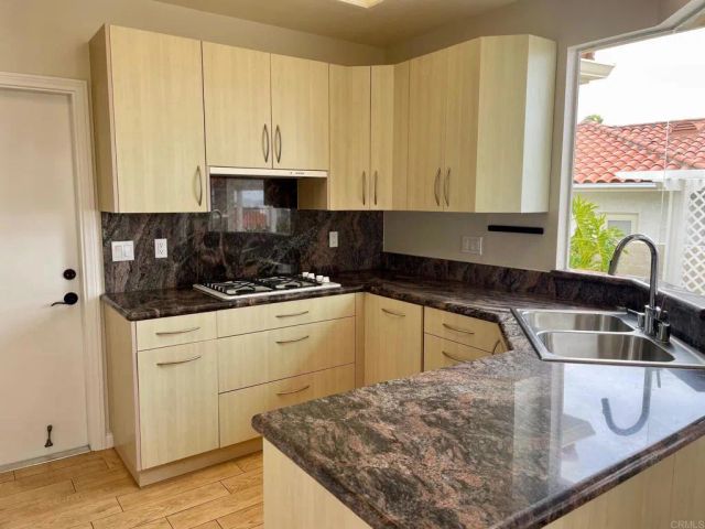 4451 Coastline Drive, Carlsbad, CA 92008