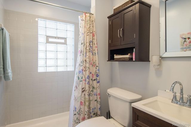 2175 Garfield Street, Ferndale, MI 48220