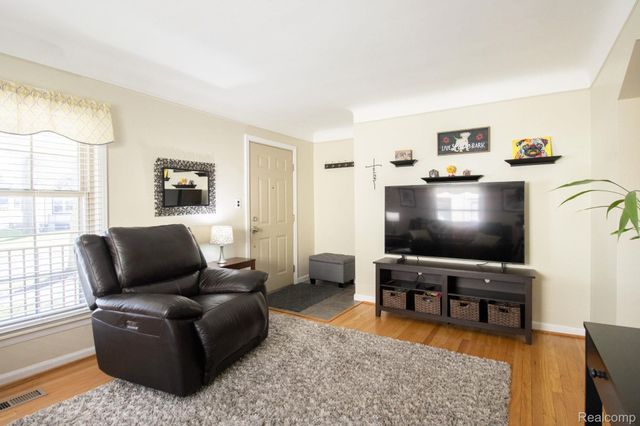 2175 Garfield Street, Ferndale, MI 48220