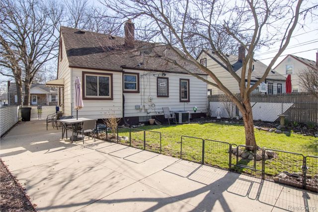 2175 Garfield Street, Ferndale, MI 48220