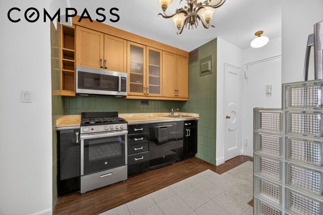 60 E 9th St Apt 538, New York City, NY 10003