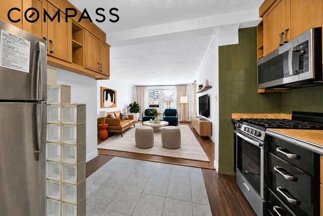60 E 9th St Apt 538, New York City, NY 10003