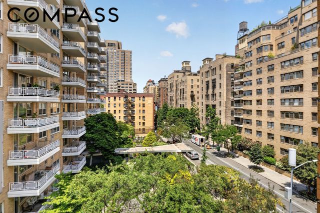 60 E 9th St Apt 538, New York City, NY 10003