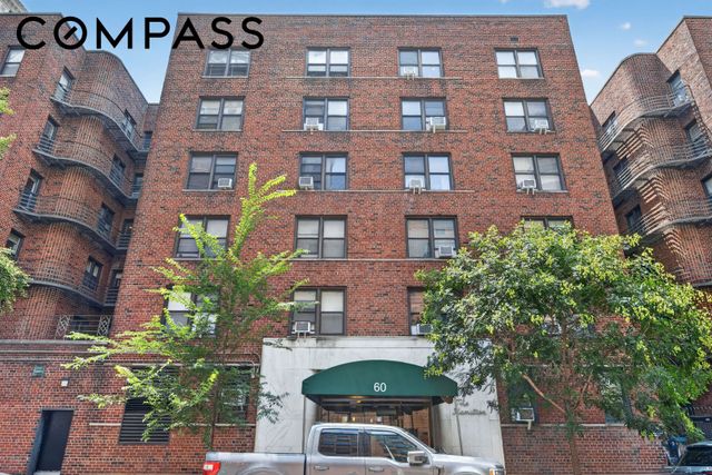 60 E 9th St Apt 538, New York City, NY 10003
