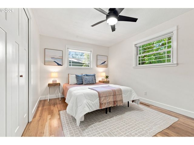 12365 Sw TREMONT St, Portland, OR 97225