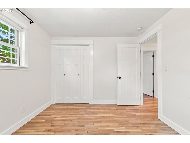 12365 Sw TREMONT St, Portland, OR 97225