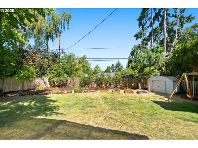 12365 Sw TREMONT St, Portland, OR 97225