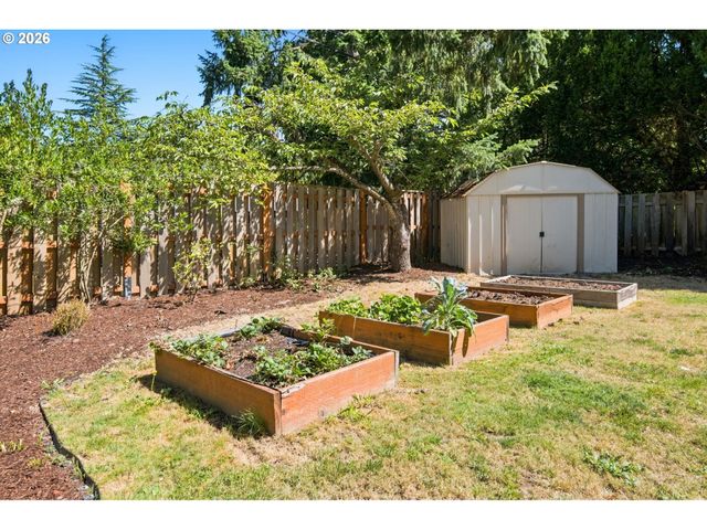 12365 Sw TREMONT St, Portland, OR 97225