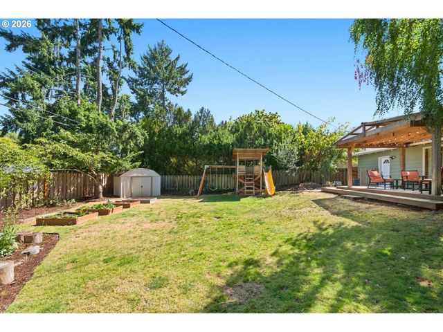 12365 Sw TREMONT St, Portland, OR 97225