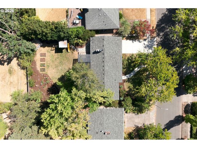 12365 Sw TREMONT St, Portland, OR 97225