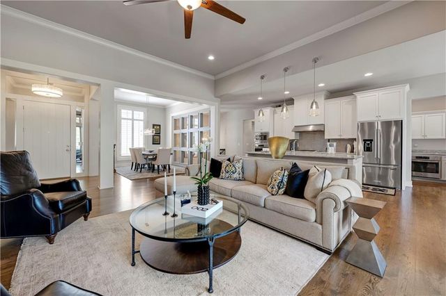3122 W 150th Terrace, Overland Park, KS 66224
