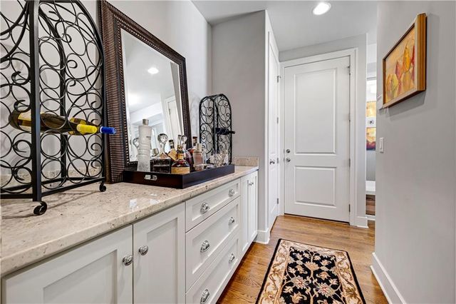 3122 W 150th Terrace, Overland Park, KS 66224