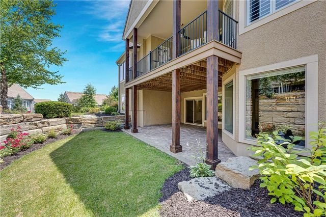 3122 W 150th Terrace, Overland Park, KS 66224