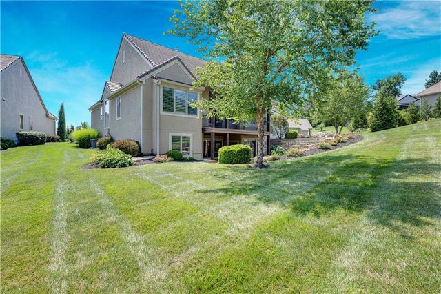 3122 W 150th Terrace, Overland Park, KS 66224