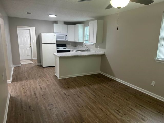 707 Dent Street, Tallahassee, FL 32304