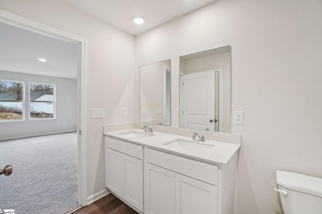 527 Tomlin Trail, Spartanburg, SC 29301