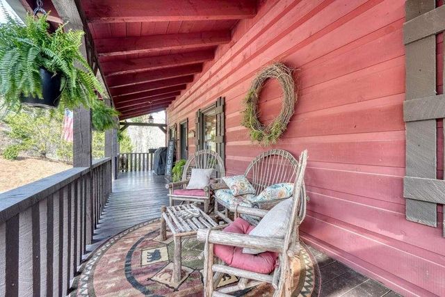 2567 Todd Shook Road, Young Harris, GA 30582