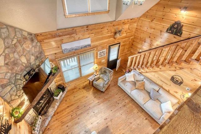 2567 Todd Shook Road, Young Harris, GA 30582