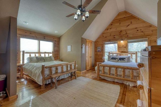 2567 Todd Shook Road, Young Harris, GA 30582