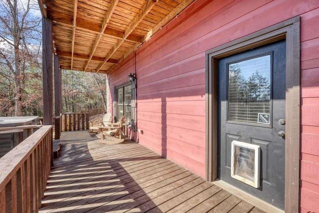 2567 Todd Shook Road, Young Harris, GA 30582