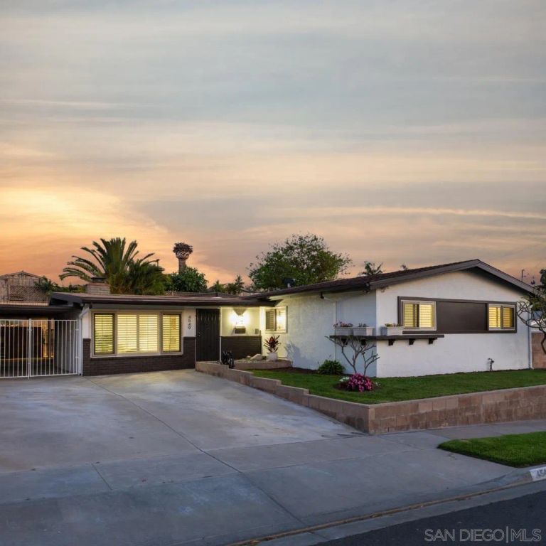 4549 Lyric Lane, San Diego, CA 92117
