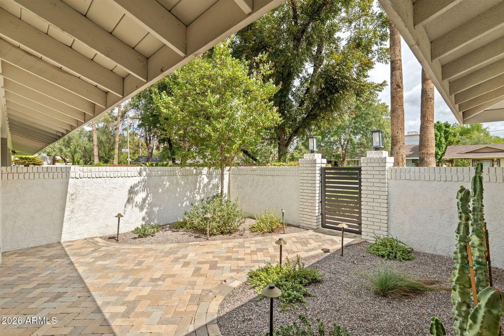 319 W OCOTILLO Road, Phoenix, AZ 85013 — photo 5