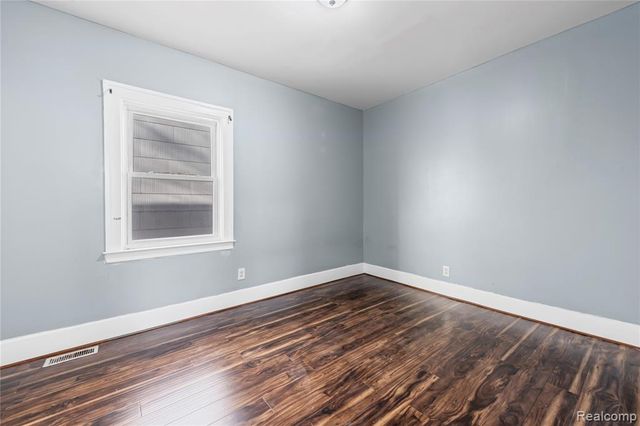 2657 Botsford Street, Hamtramck, MI 48212