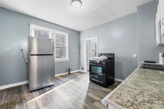 2657 Botsford Street, Hamtramck, MI 48212