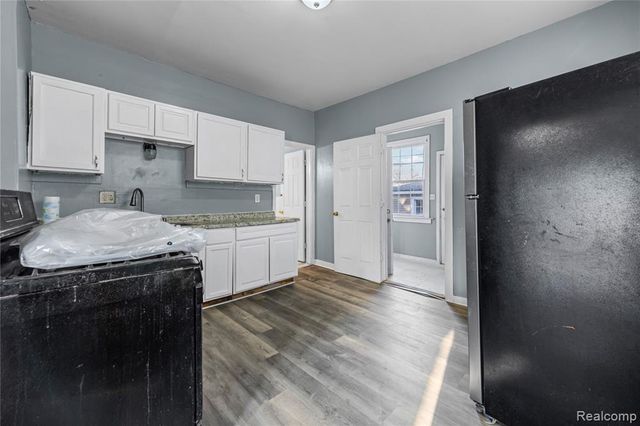 2657 Botsford Street, Hamtramck, MI 48212