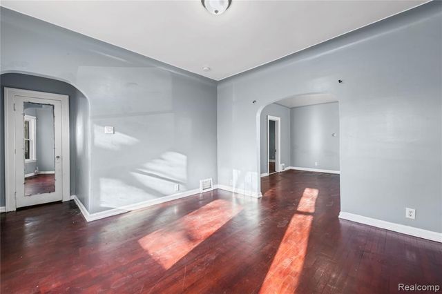 2657 Botsford Street, Hamtramck, MI 48212