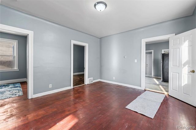 2657 Botsford Street, Hamtramck, MI 48212