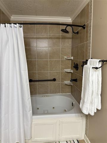 806 State Street, Jennings, LA 70546