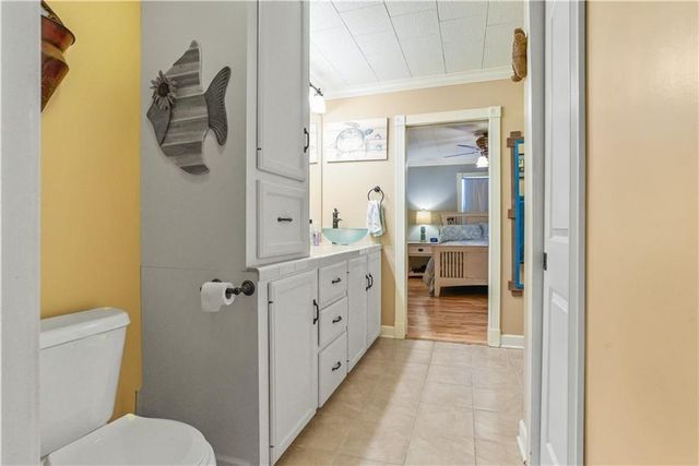 806 State Street, Jennings, LA 70546