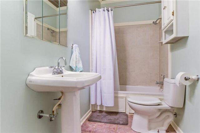 806 State Street, Jennings, LA 70546