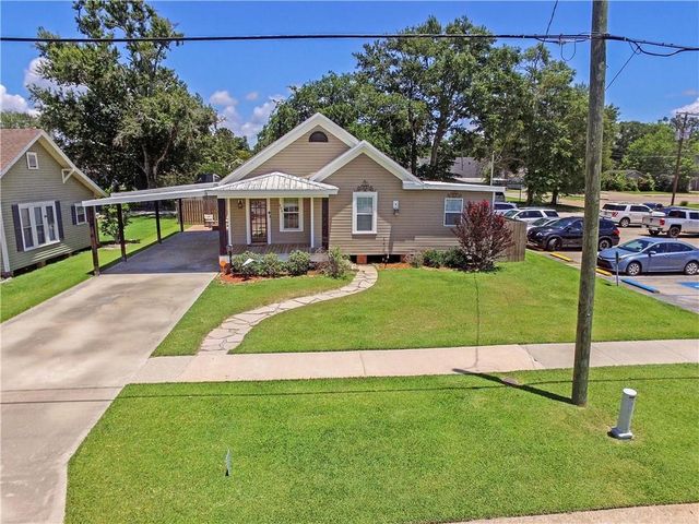 806 State Street, Jennings, LA 70546