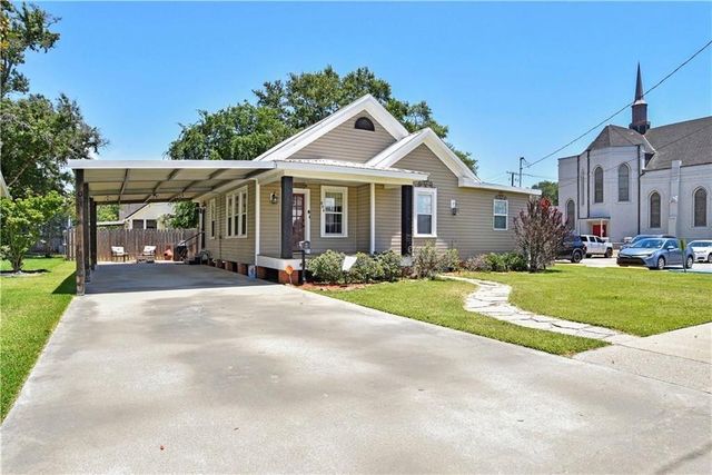 806 State Street, Jennings, LA 70546