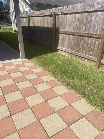 806 State Street, Jennings, LA 70546