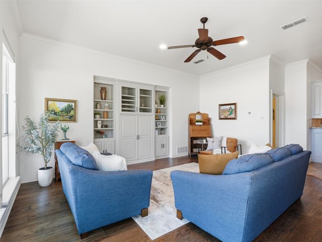 156 S Fork Drive, Hudson Oaks, TX 76087