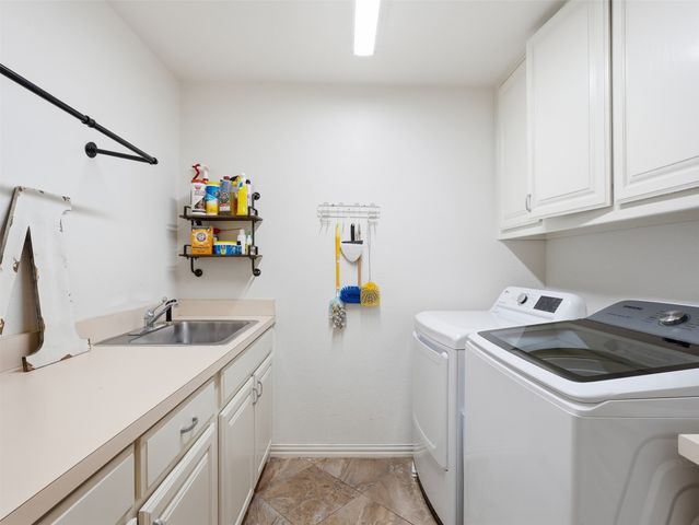 156 S Fork Drive, Hudson Oaks, TX 76087