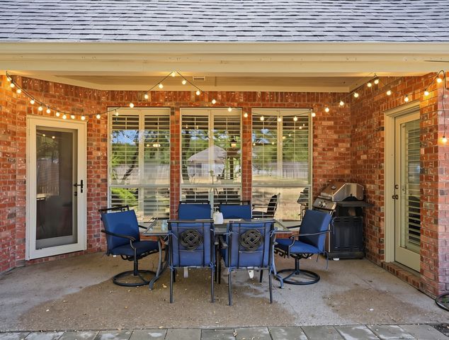 156 S Fork Drive, Hudson Oaks, TX 76087