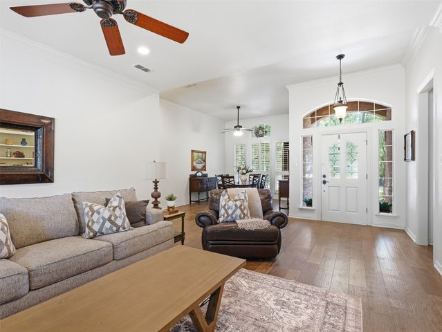 156 S Fork Drive, Hudson Oaks, TX 76087