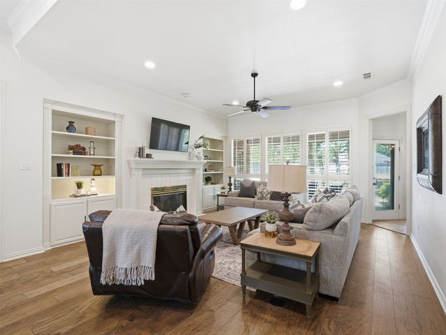 156 S Fork Drive, Hudson Oaks, TX 76087