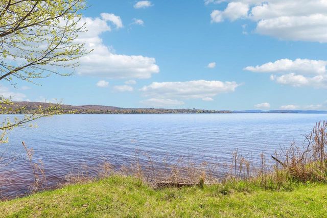 W10740 Tipperary Road, Poynette, WI 53955