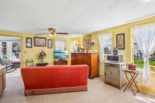 W10740 Tipperary Road, Poynette, WI 53955