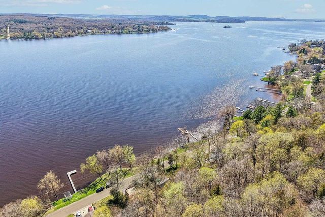 W10740 Tipperary Road, Poynette, WI 53955