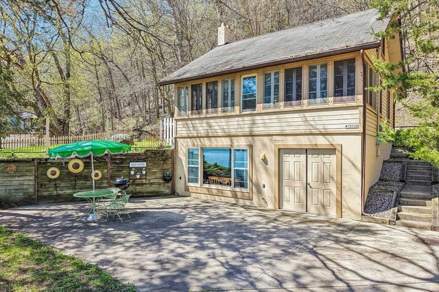 W10740 Tipperary Road, Poynette, WI 53955