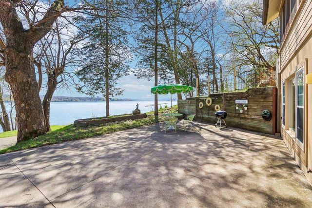 W10740 Tipperary Road, Poynette, WI 53955