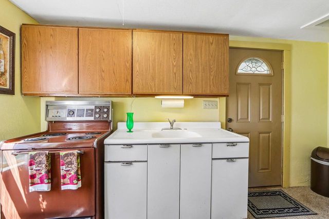 W10740 Tipperary Road, Poynette, WI 53955