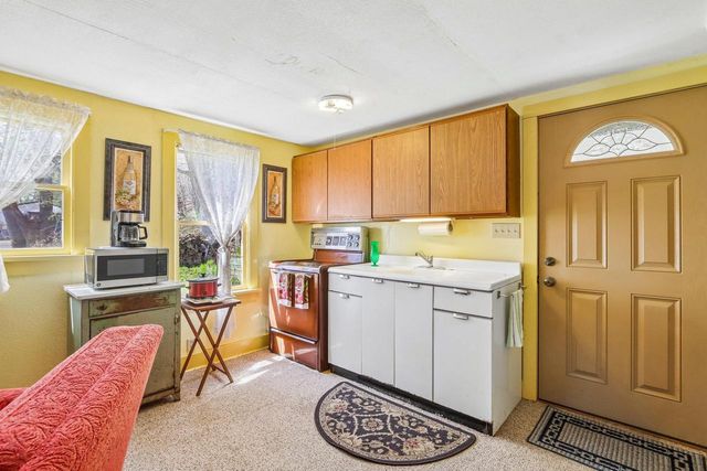 W10740 Tipperary Road, Poynette, WI 53955